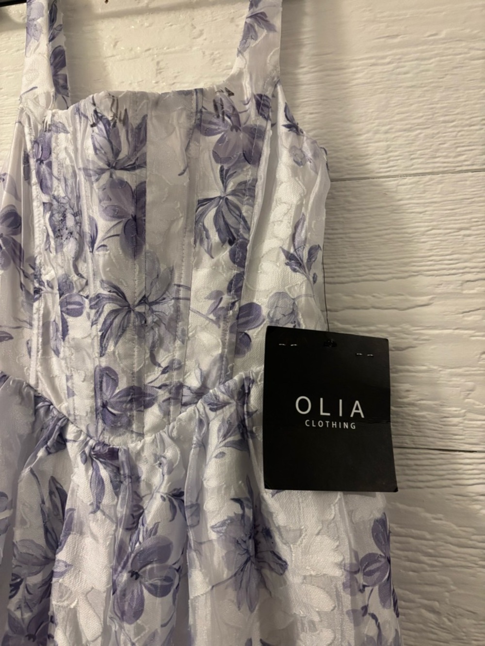NEW OLIA ROMPER - Picture 2 of 7
